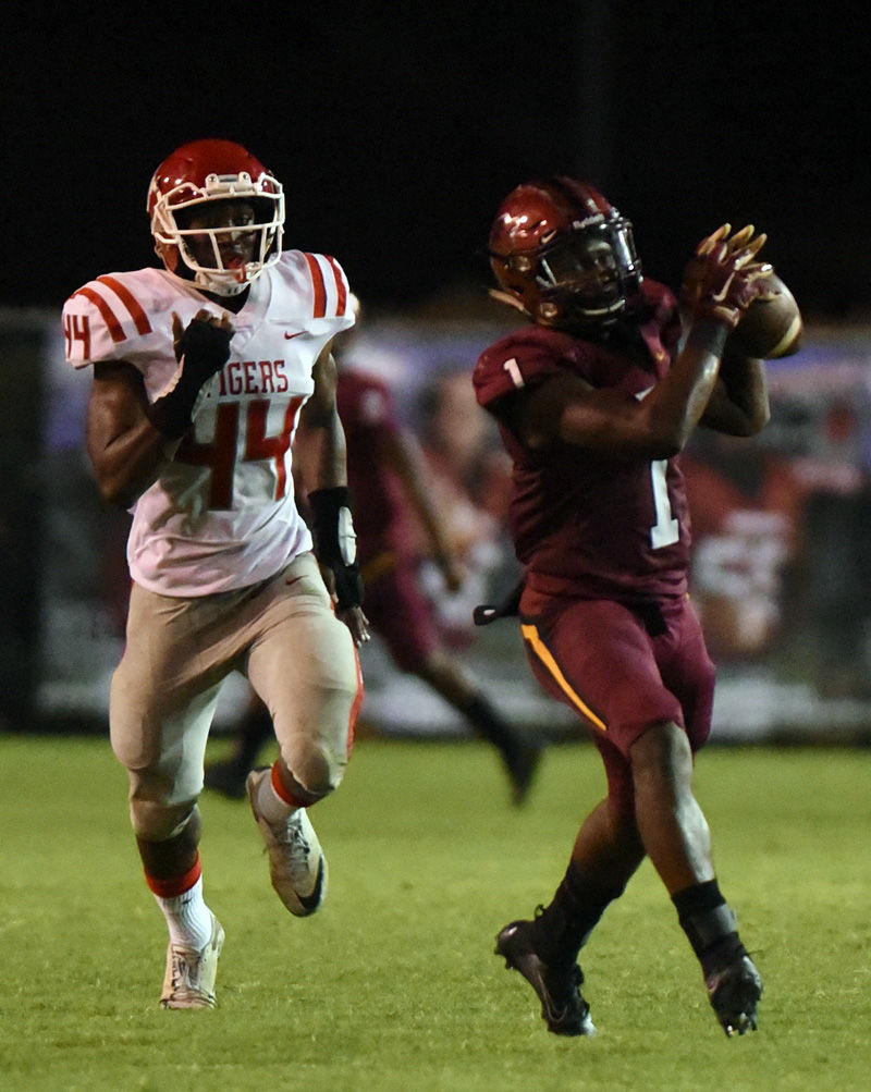 Dothan High Wolves vs Eufaula football